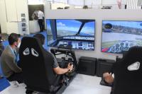 Simuladores transformam em 'pilotos' visitantes do Portugal Air Summit