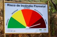 Incêndios: 16 concelhos do interior Norte e Centro e do Algarve em risco máximo