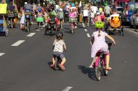 Portugal junta-se a movimento que quer mais crianças a andar de bicicleta, skate e a pé