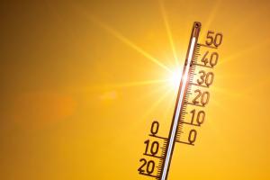 Temperaturas elevadas deixam Interior sob aviso amarelo para o início da semana