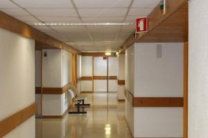 CHMT: Restrições de horário de visitas e condições de acesso a doentes internados